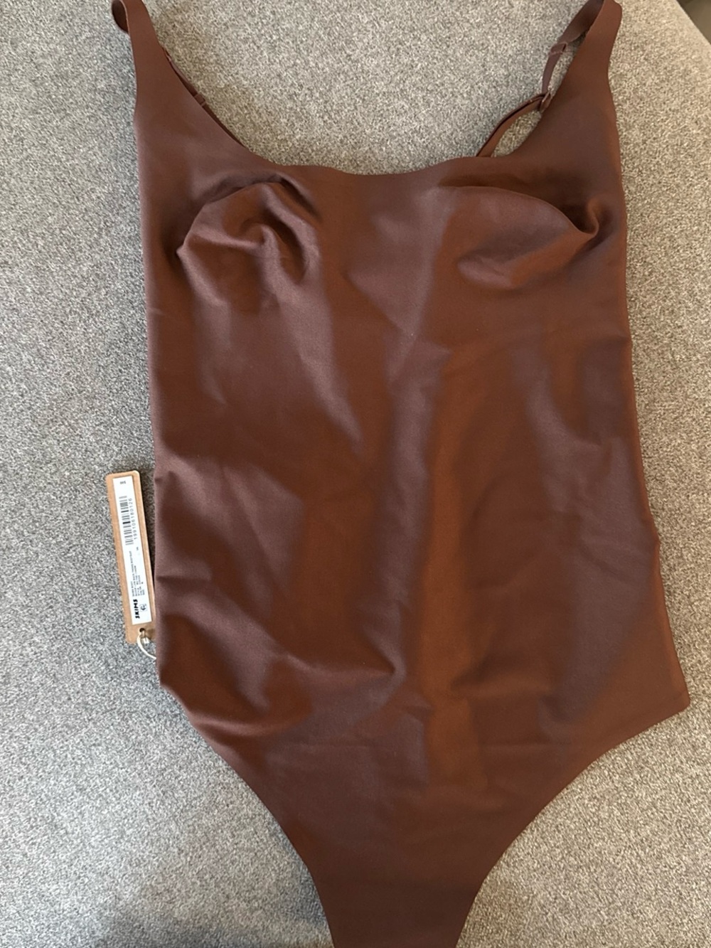 Skims Scoop low back thong bodysuit
